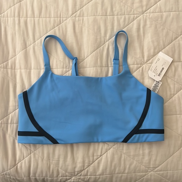 Nike One Convertible Women's Light-Support Lightly Lined Sports Bra large NWT - Picture 6 of 15